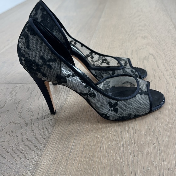 New Manolo Blahnik Black Lace Peep Toe Heels size 37 - Picture 2 of 9